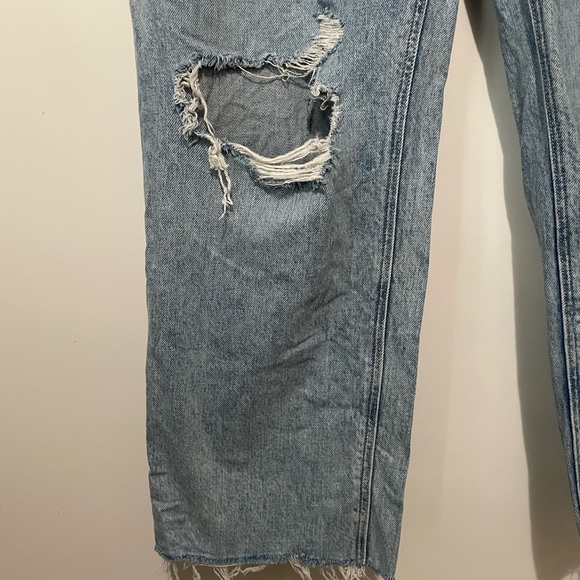 PAIGE Stella Straight in Gnarly Destructed 32 - Picture 5 of 14